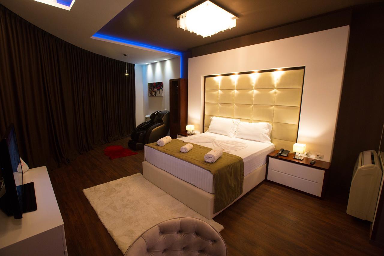 Hotel Palma Rinas Buitenkant foto