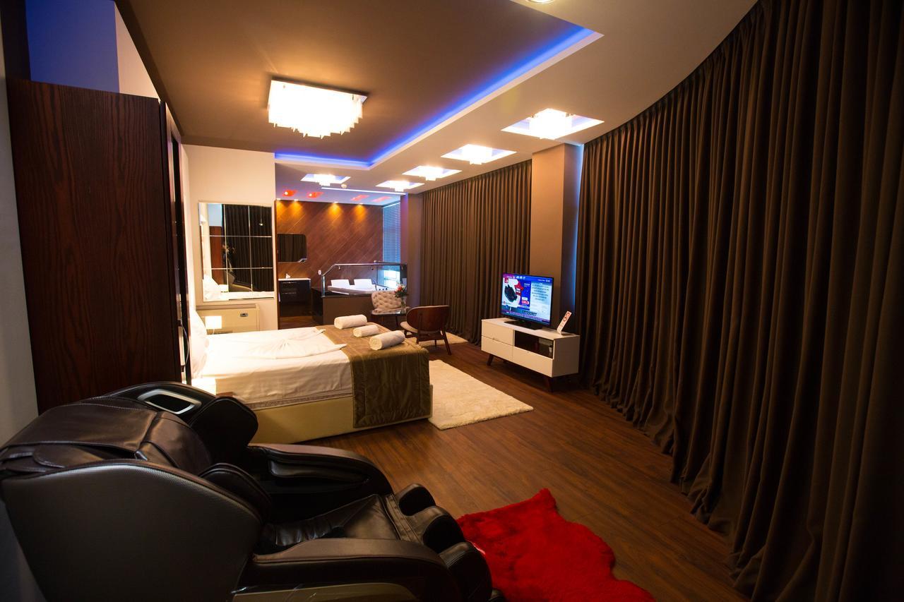 Hotel Palma Rinas Buitenkant foto