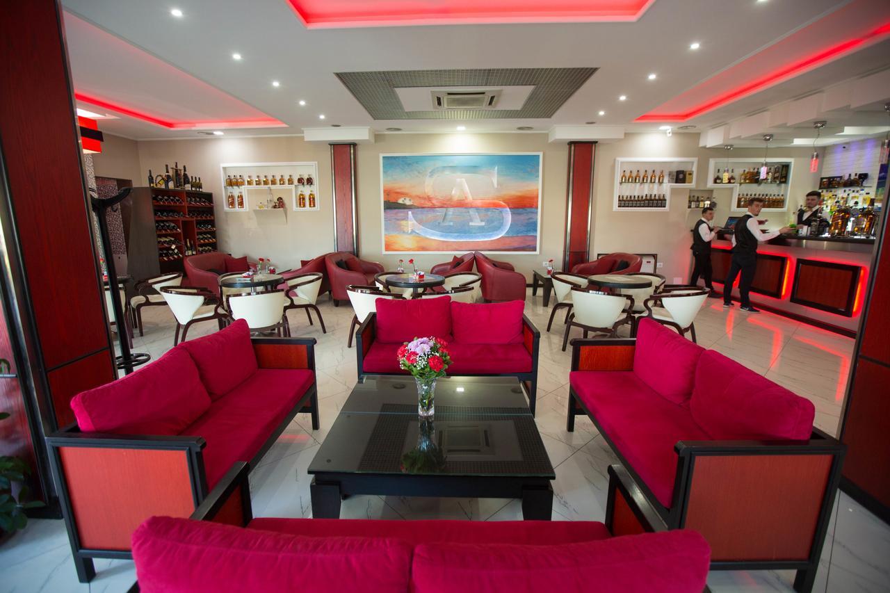 Hotel Palma Rinas Buitenkant foto