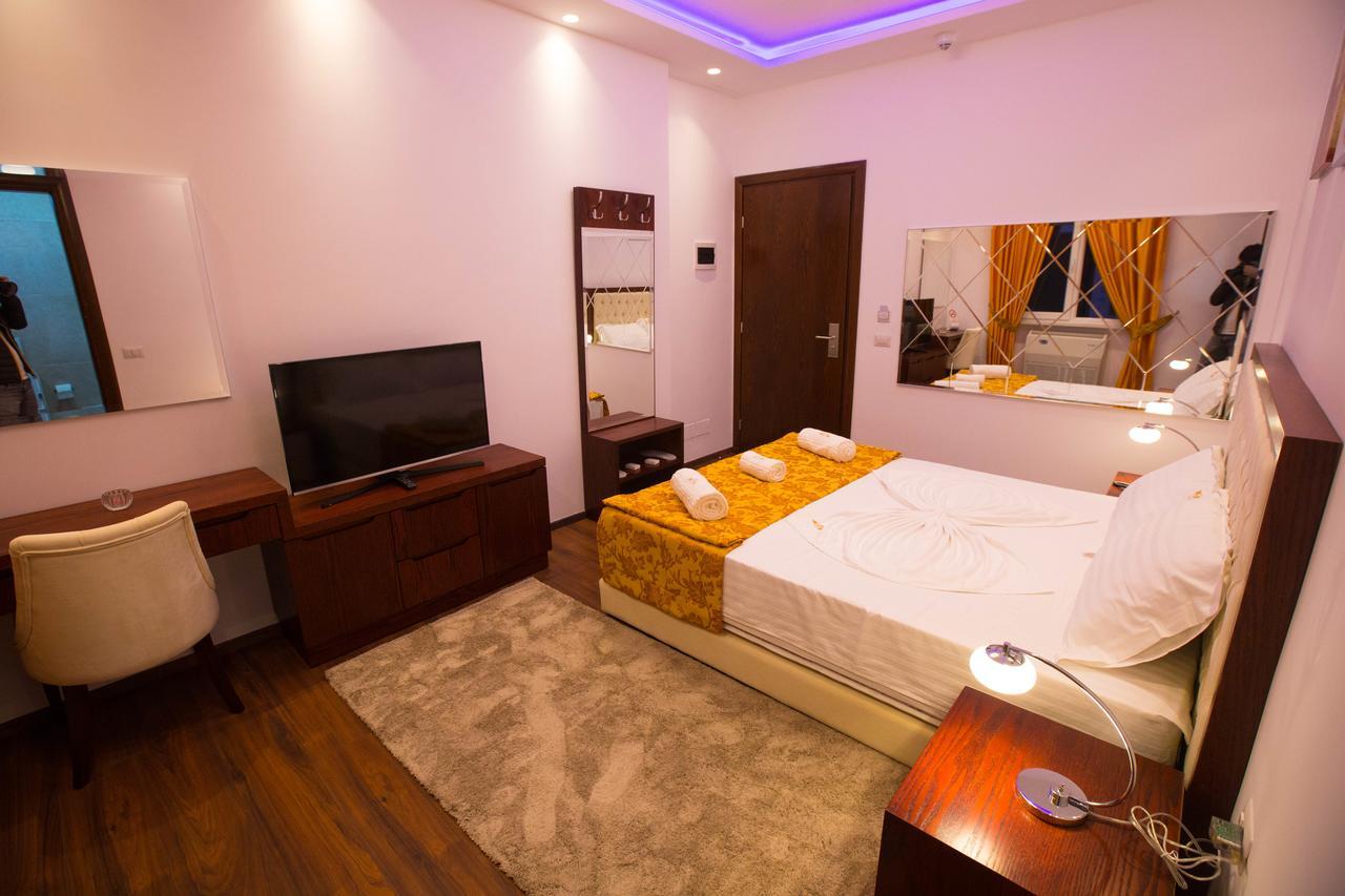 Hotel Palma Rinas Buitenkant foto