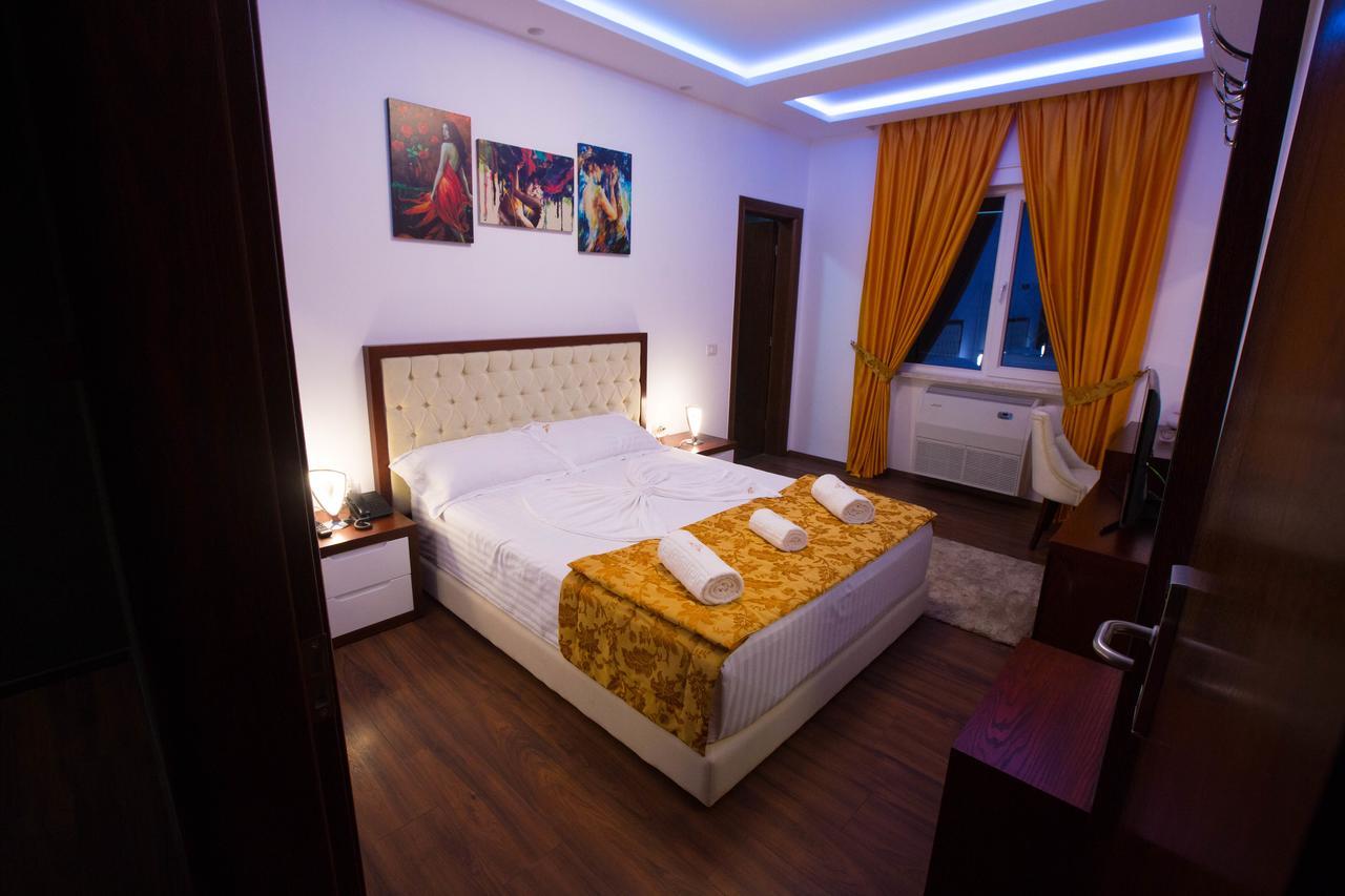 Hotel Palma Rinas Buitenkant foto