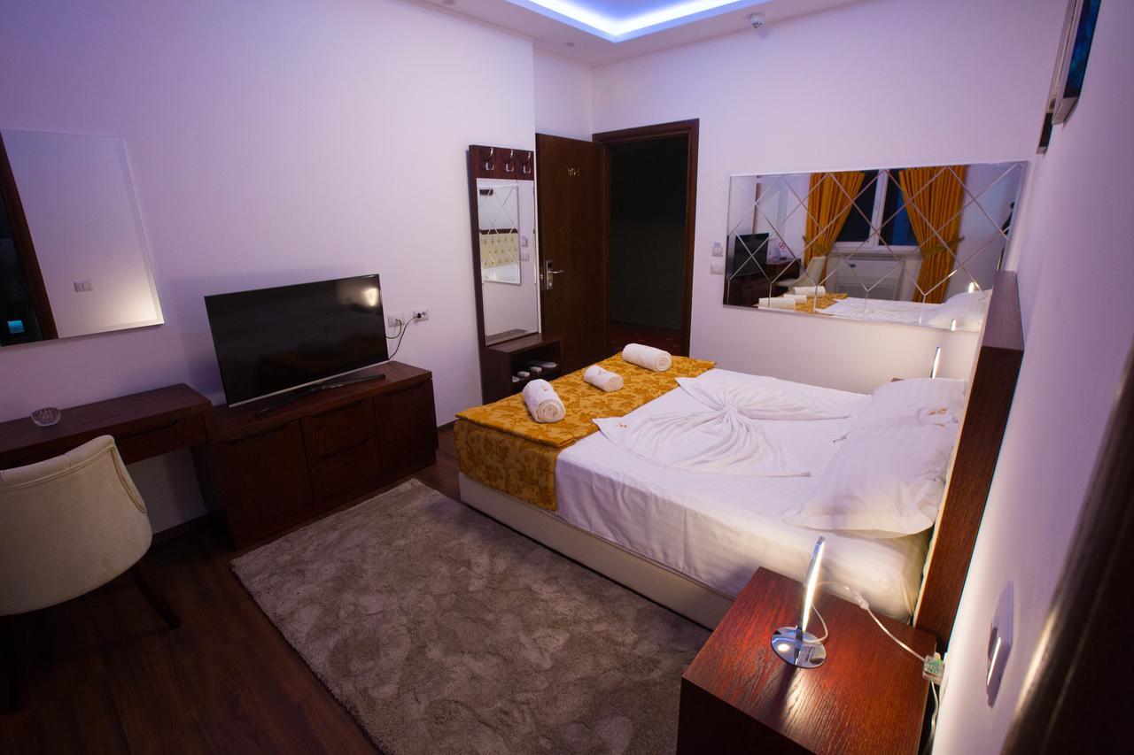 Hotel Palma Rinas Buitenkant foto